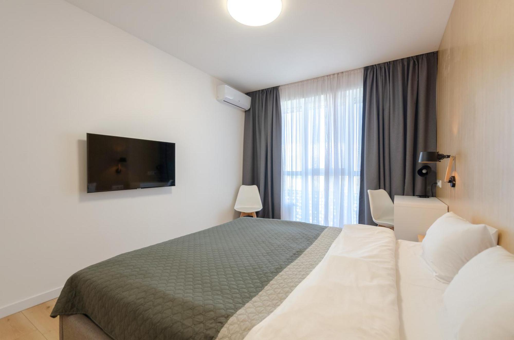 Petrovdom 205-206 Panoramic City View Apartments At Rc Kvartet, Central Railway Station Kiev Esterno foto