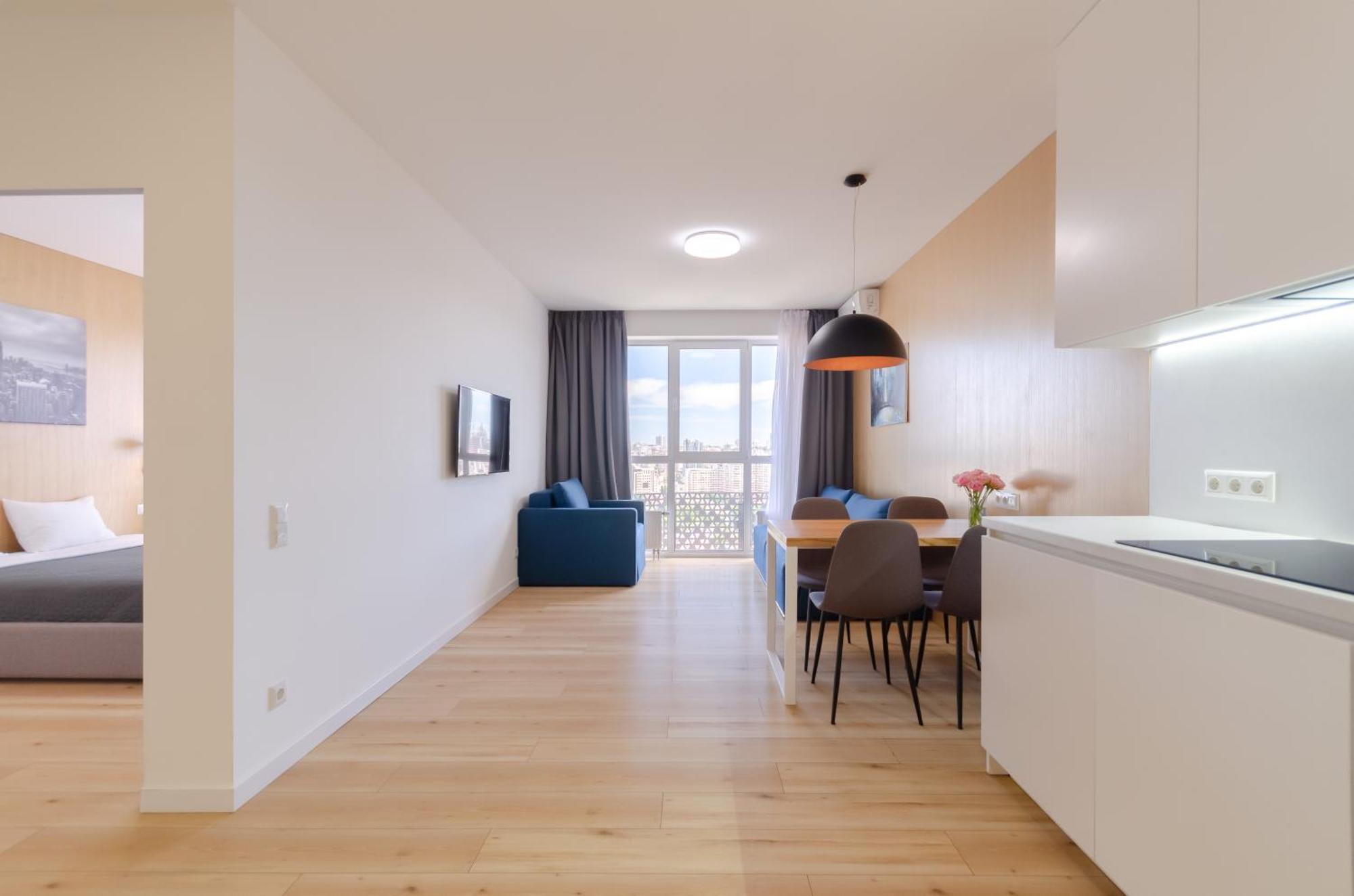 Petrovdom 205-206 Panoramic City View Apartments At Rc Kvartet, Central Railway Station Kiev Esterno foto