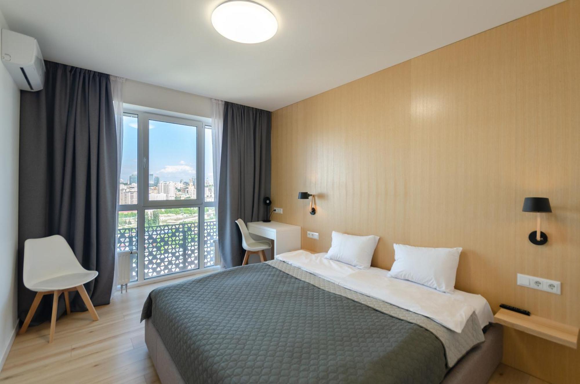 Petrovdom 205-206 Panoramic City View Apartments At Rc Kvartet, Central Railway Station Kiev Esterno foto